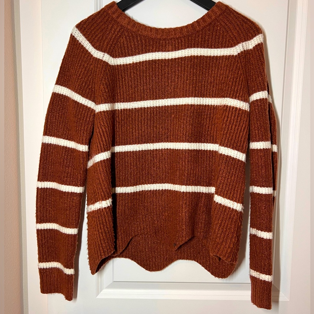 Maroon/ brown Pinque sweater